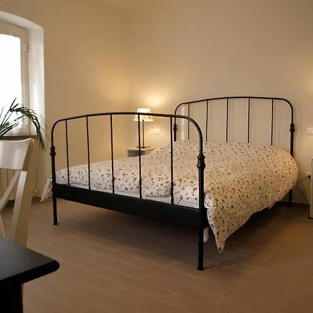 Agriturismo Alle Serre * 萨尔扎纳