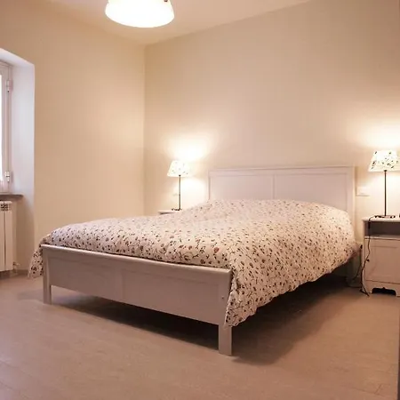 农家乐 Agriturismo Alle Serre 萨尔扎纳